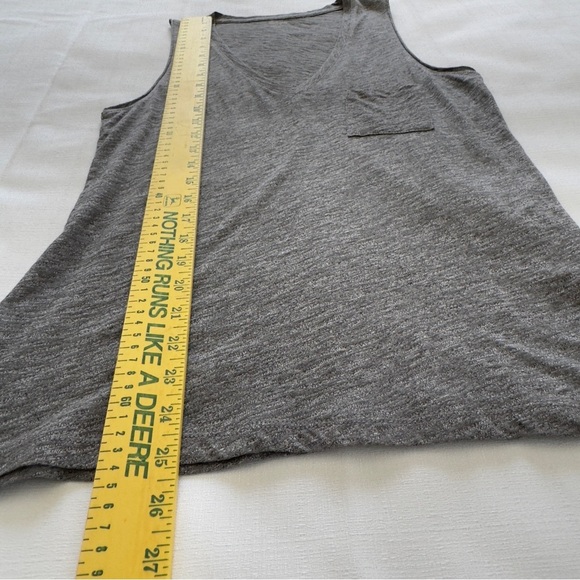 Whisper Cotton V-Neck Pocket Tank Size Small - Picture 8 of 11
